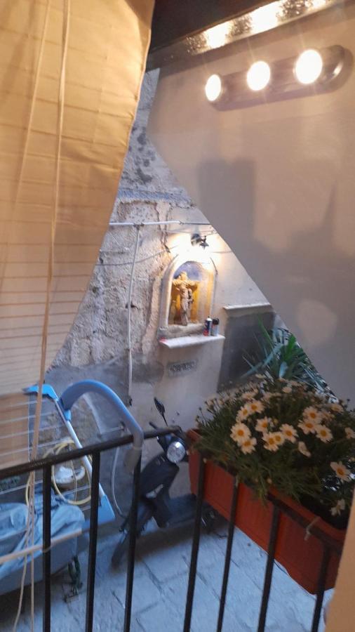 Casa Vacanza Gio Palermo Exteriör bild
