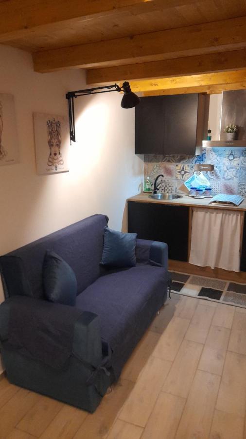 Casa Vacanza Gio Palermo Exteriör bild